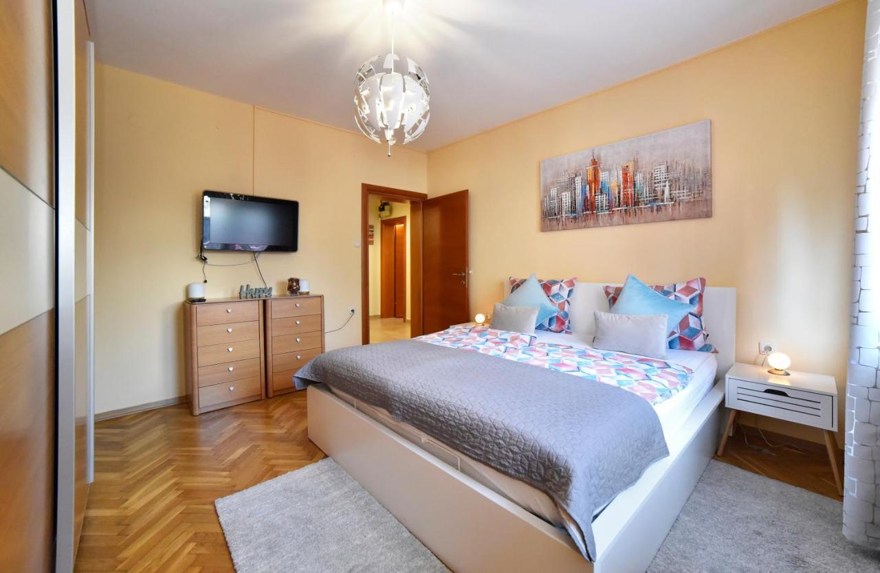 Apartment Ana Zagabria Esterno foto