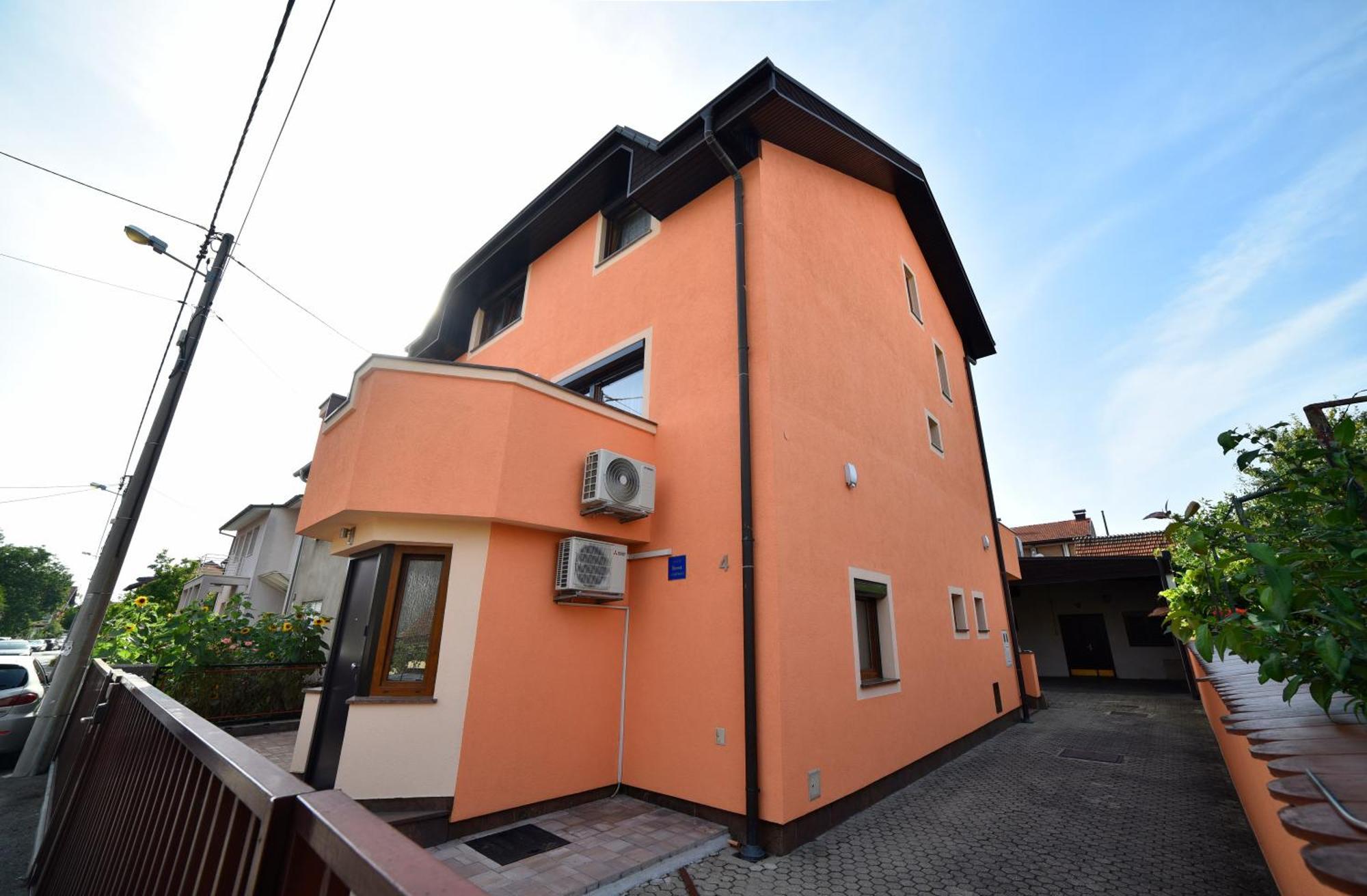 Apartment Ana Zagabria Esterno foto